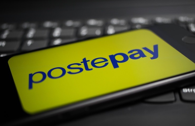 Postepay, scadenza vicina: i clienti possono ricevere un regalo