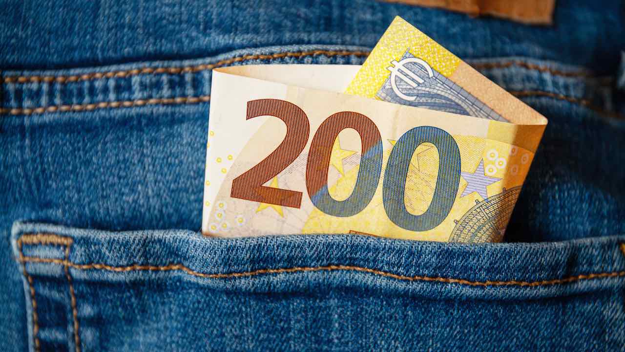 200 euro Partite Iva: chi controlla se hai diritto