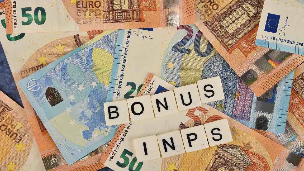 Bonus 150 euro governo Draghi: di cosa si tratta e a chi spetta