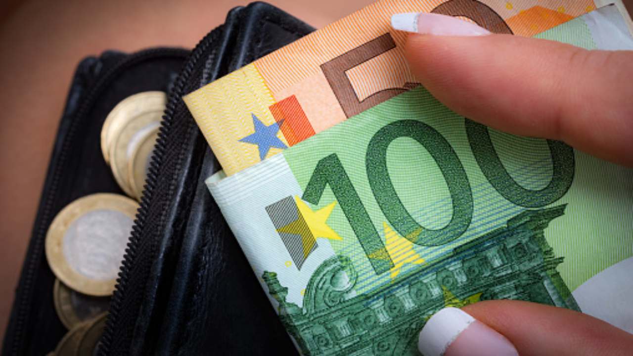 bonus 150 euro su reddito di cittadinanza chi ne ha diritto