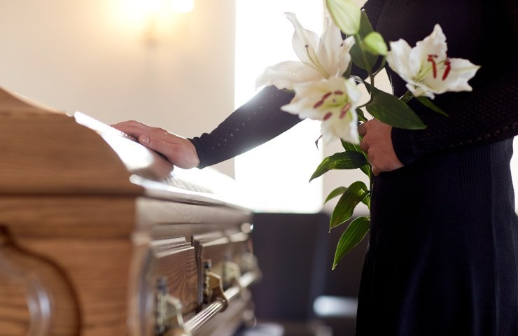 funerale sociale contributo minimo