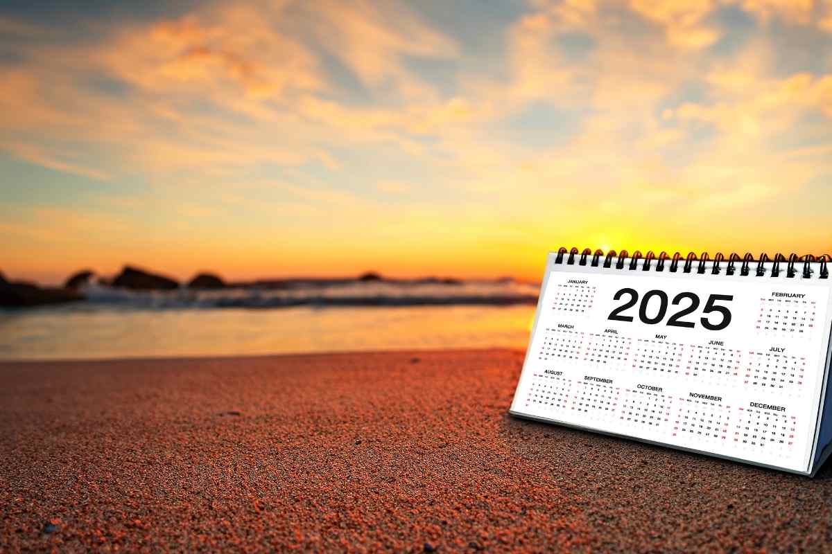 calendario 2025 spiaggia